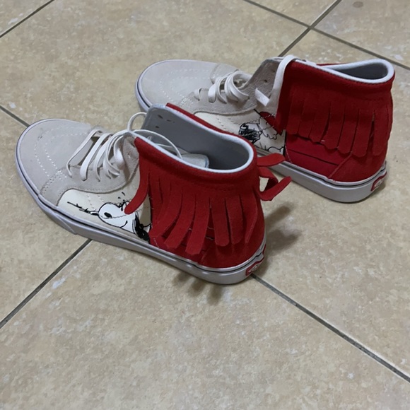Vans Peanuts Snoopy sneakers sz 9 - Picture 3 of 4